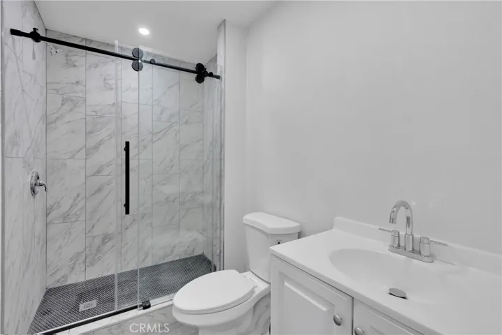 7359 Lynwood, Highland, California 92346