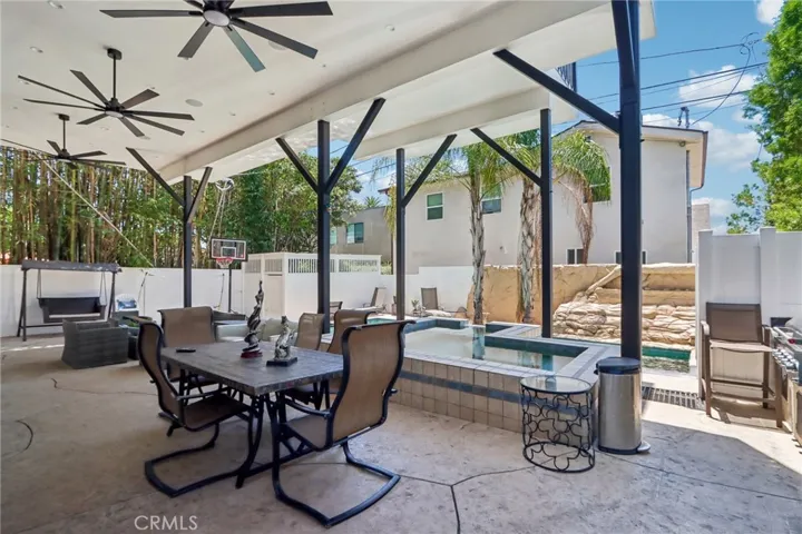 4432 Melbourne Avenue, Los Angeles, California 90027