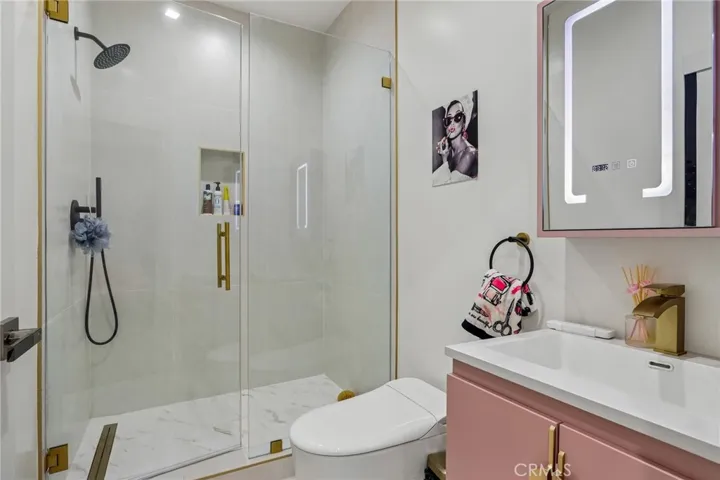 4432 Melbourne Avenue, Los Angeles, California 90027