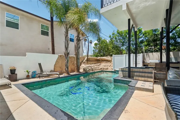 4432 Melbourne Avenue, Los Angeles, California 90027