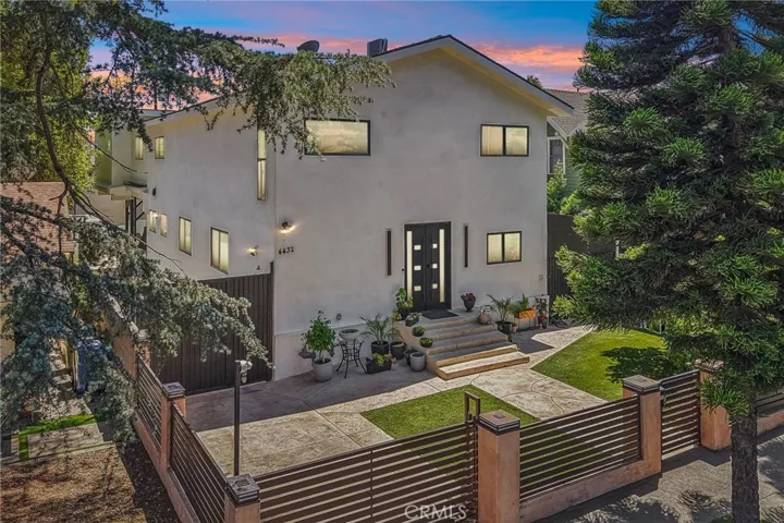 4432 Melbourne Avenue, Los Angeles, California 90027
