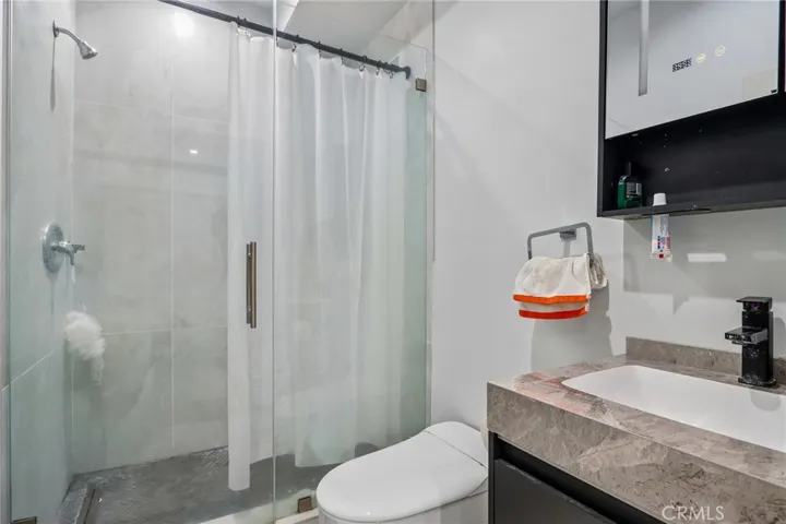 4432 Melbourne Avenue, Los Angeles, California 90027