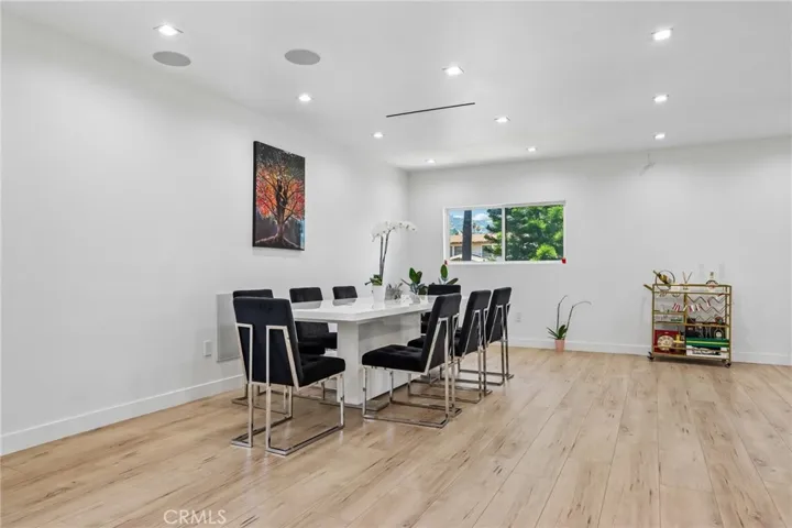 4432 Melbourne Avenue, Los Angeles, California 90027