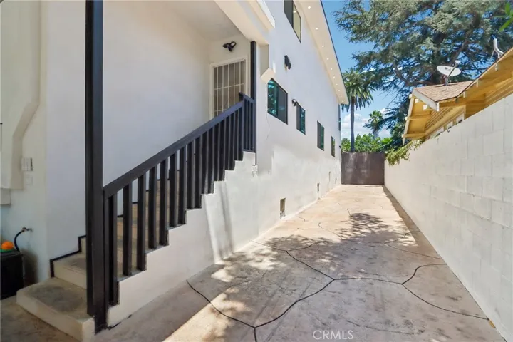 4432 Melbourne Avenue, Los Angeles, California 90027