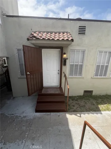 4520 S Normandie, Los Angeles, California 90037