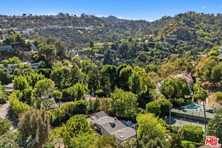 2601 Nichols Canyon Road, Los Angeles, California 90046
