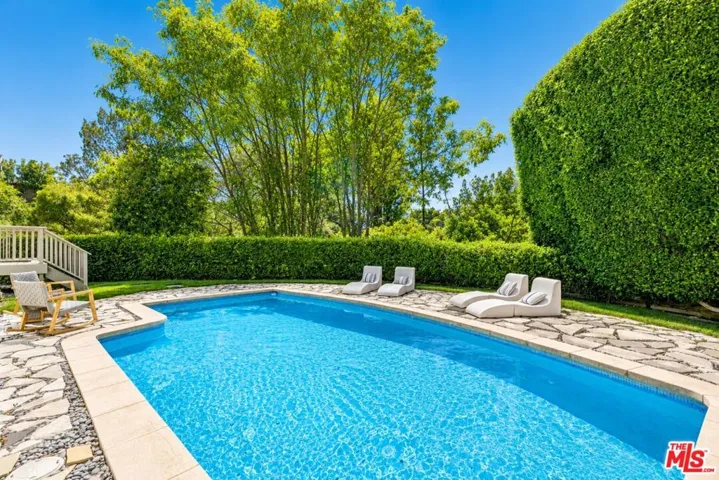 2601 Nichols Canyon Road, Los Angeles, California 90046
