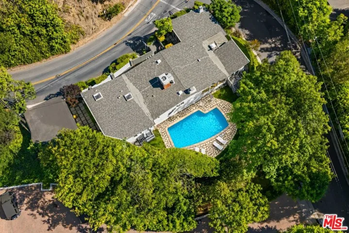 2601 Nichols Canyon Road, Los Angeles, California 90046