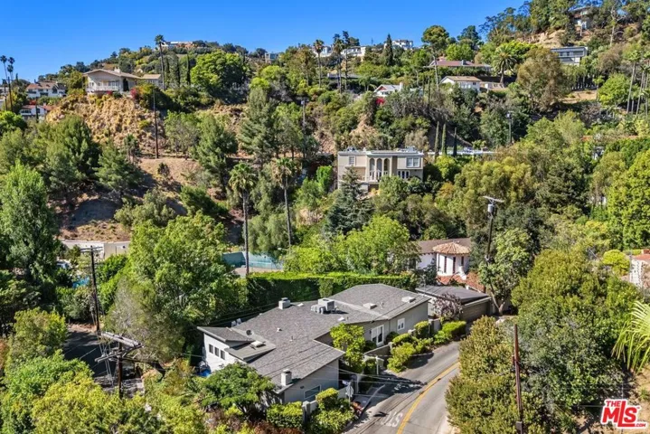 2601 Nichols Canyon Road, Los Angeles, California 90046
