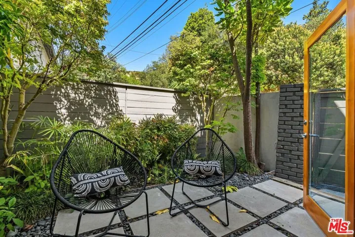 2601 Nichols Canyon Road, Los Angeles, California 90046