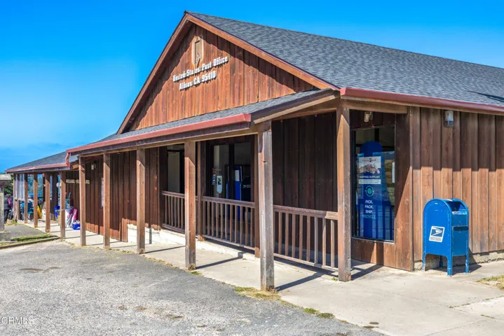 Post Office Entrance
