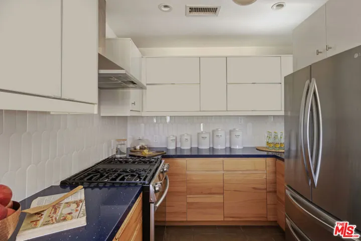 4210 Palmero Drive, Los Angeles, California 90065