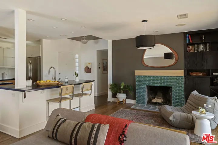 4210 Palmero Drive, Los Angeles, California 90065