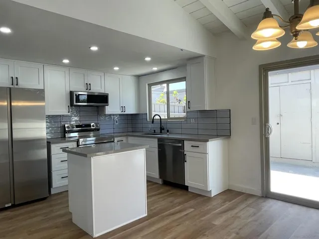 5240 Mount Alifan Dr., San Diego, California 92111