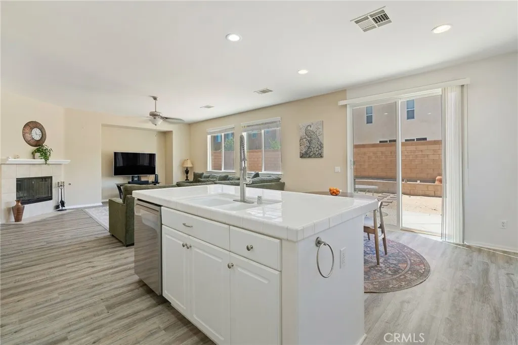 Center Island Kitchen
