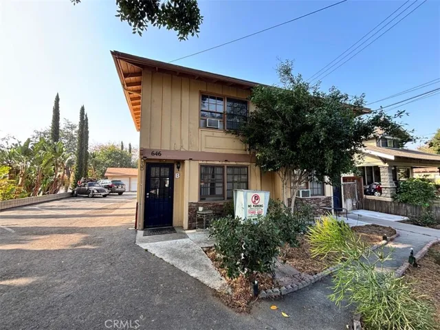 646 S Grand Street, Orange, California 92866