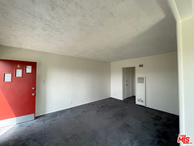 2986 Waverly Drive 4, Los Angeles, California 90039
