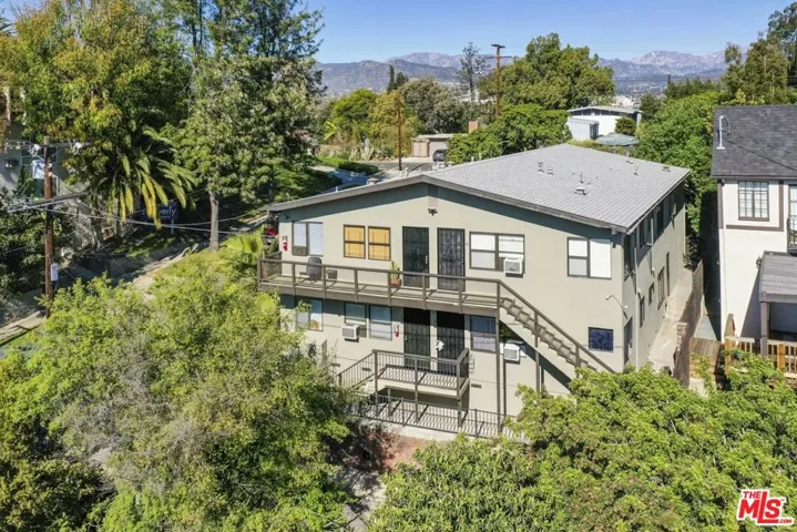 2986 Waverly Drive 4, Los Angeles, California 90039