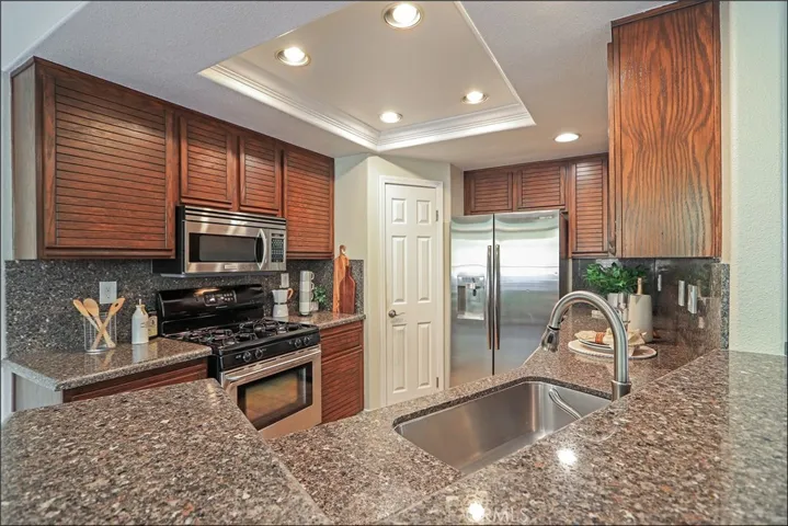 40 Prairie Falcon, Aliso Viejo, California 92656