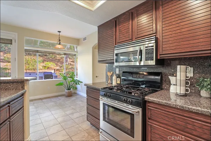 40 Prairie Falcon, Aliso Viejo, California 92656