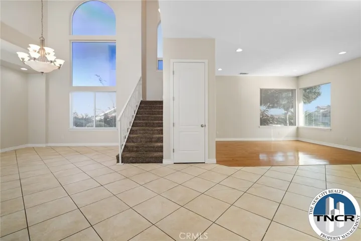 17998 Vista Point, Victorville, California 92395