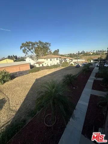 335 Warren Lane, Inglewood, California 90302