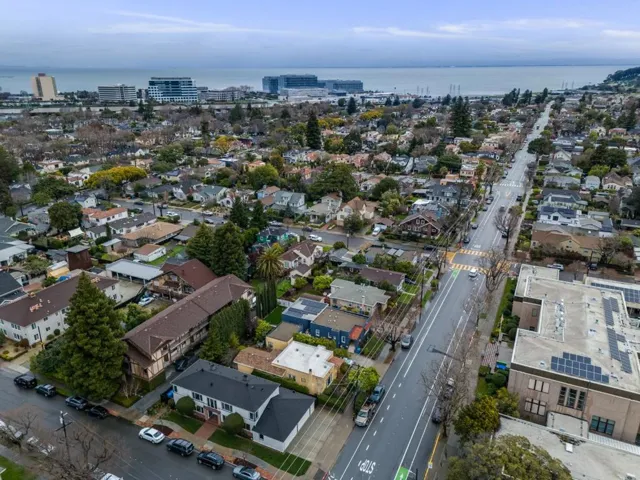 200 Anita Road 2, Burlingame, California 94010