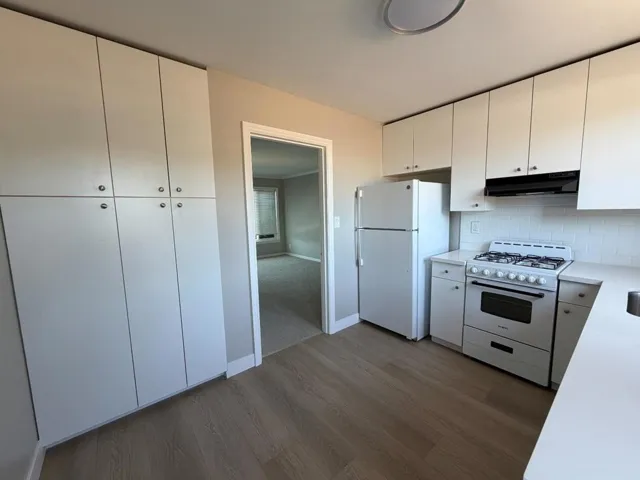 200 Anita Road 2, Burlingame, California 94010
