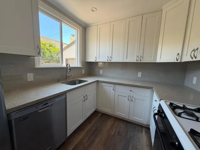 200 Anita Road 3, Burlingame, California 94010