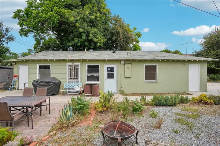 8905 Arrington Avenue, Downey, California 90240