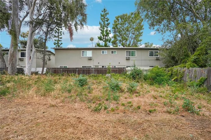 8905 Arrington Avenue, Downey, California 90240
