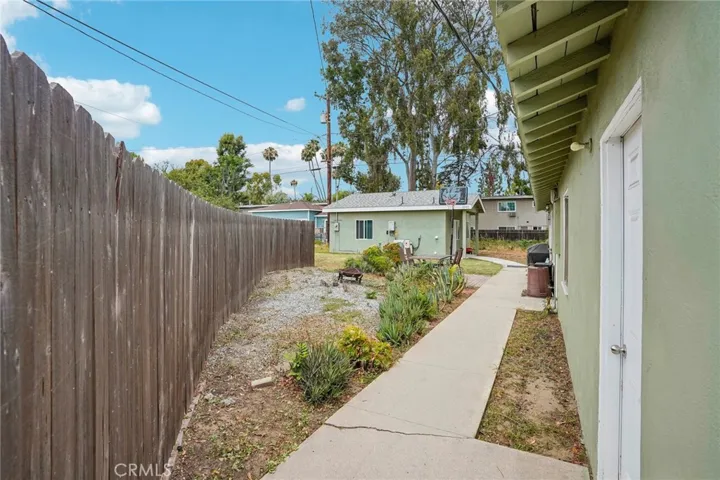 8905 Arrington Avenue, Downey, California 90240