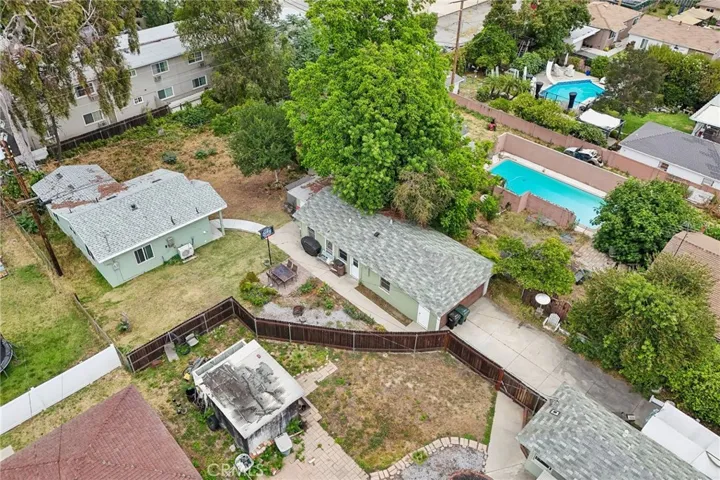 8905 Arrington Avenue, Downey, California 90240