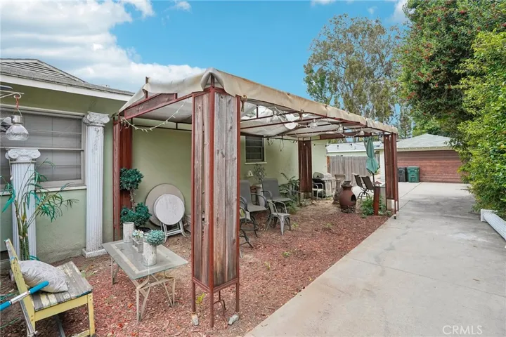 8905 Arrington Avenue, Downey, California 90240