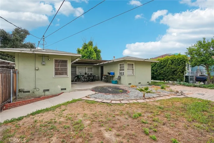 8905 Arrington Avenue, Downey, California 90240