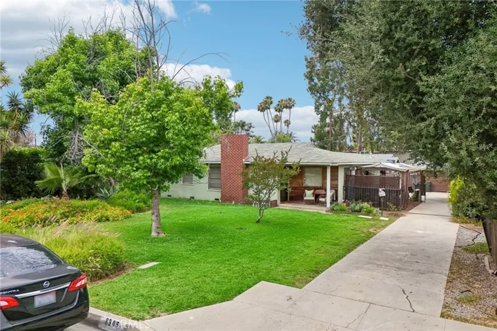 8905 Arrington Avenue, Downey, California 90240