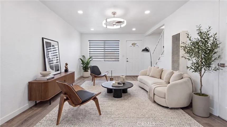 16313 Prairie 3, Lawndale, California 90260