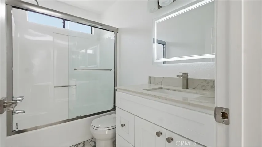 16313 Prairie 3, Lawndale, California 90260