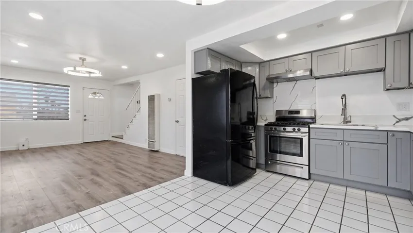 16313 Prairie 3, Lawndale, California 90260