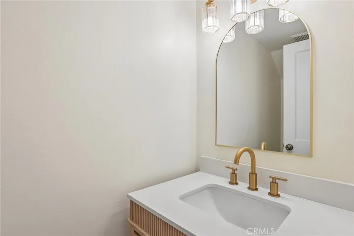 8105 Redlands Street 107, Playa Del Rey, California 90293