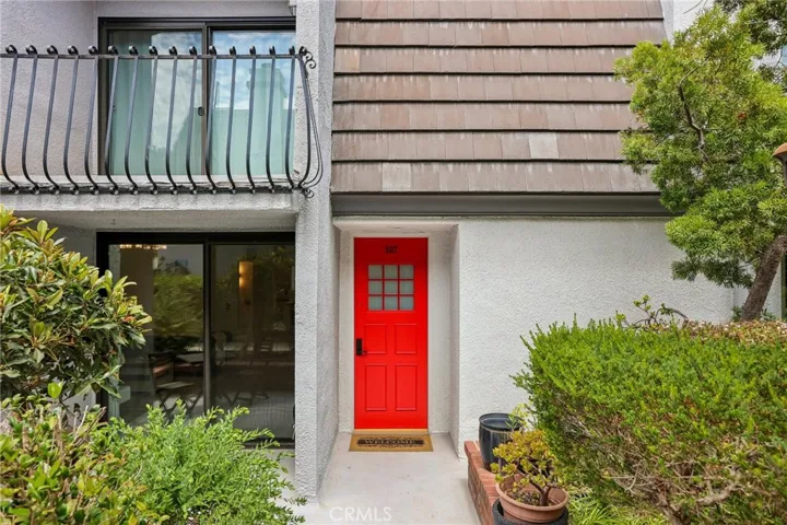8105 Redlands Street 107, Playa Del Rey, California 90293