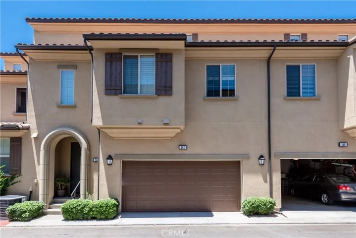 142 Full Moon, Irvine, California 92618
