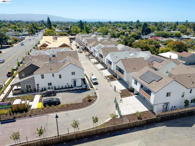 1897 Cook Court, Santa Clara, California 95050