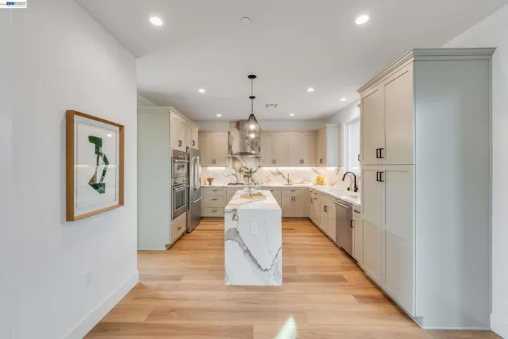 1897 Cook Court, Santa Clara, California 95050