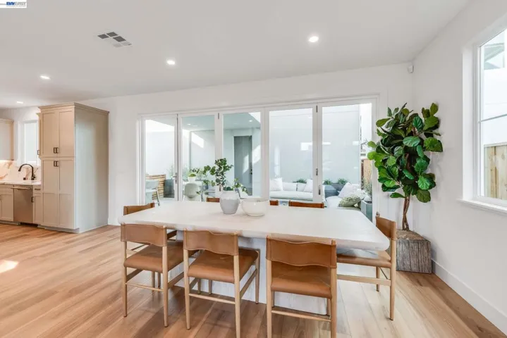 1897 Cook Court, Santa Clara, California 95050