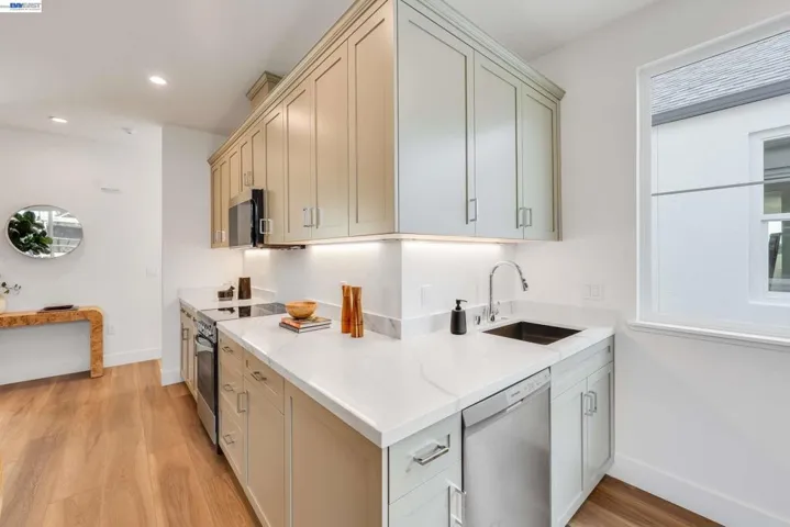 1897 Cook Court, Santa Clara, California 95050