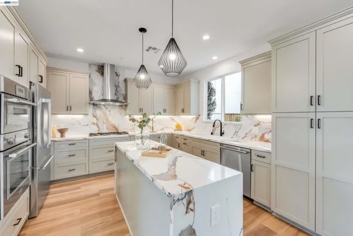 1897 Cook Court, Santa Clara, California 95050