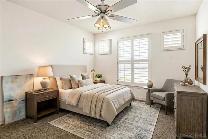 https://zimg.paragon.ice.com/ParagonImages/Property/PA/SDMLS/-531174/26/533/400/72152416e5fc49acfb62ba76b75df23c/3/1d7611f63a930ed09546608a910a65d2/-531174-94e0cf6b-1373-4944-8615-b60328bd8df3.JPG