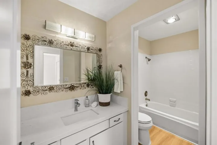 3850 Rio Road 78, Carmel, California 93923