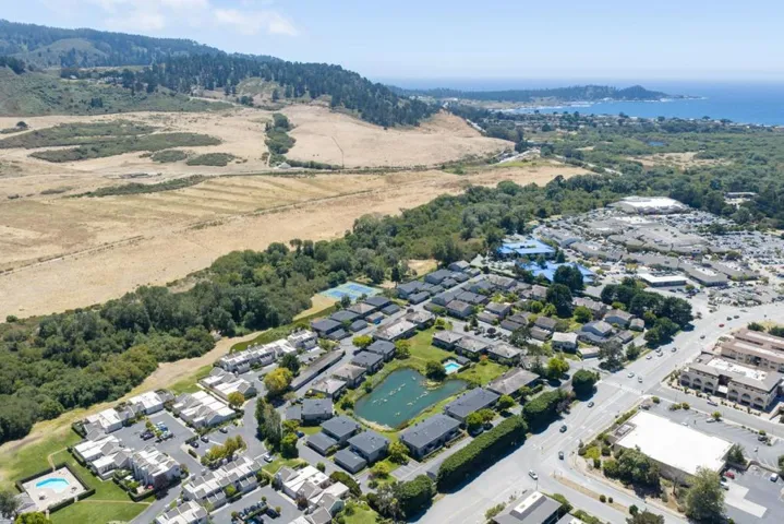 3850 Rio Road 78, Carmel, California 93923